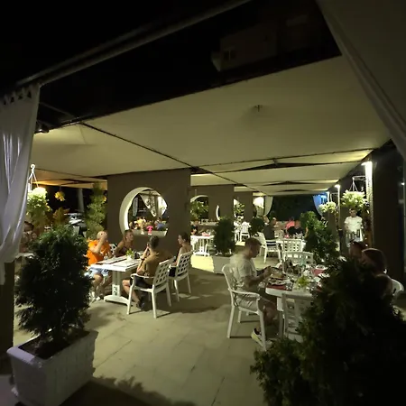 Portafortuna * Sarandë
